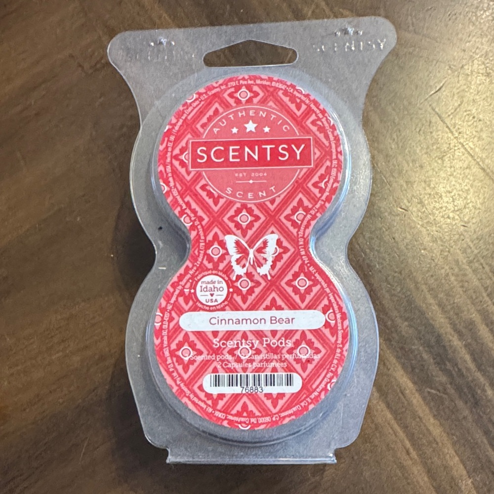 Scentsy Cinnamon Bear Scent Pods - Vibrant Red